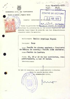 Carta del governador civil al president concedint el permís per celebrar actes programats