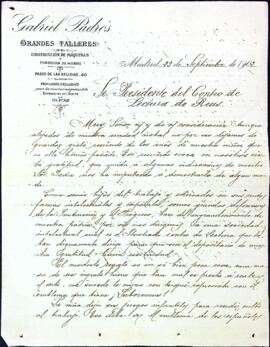 Oferiment de Gabriel Padrós de l'obsequi d'una estàtua de ferro